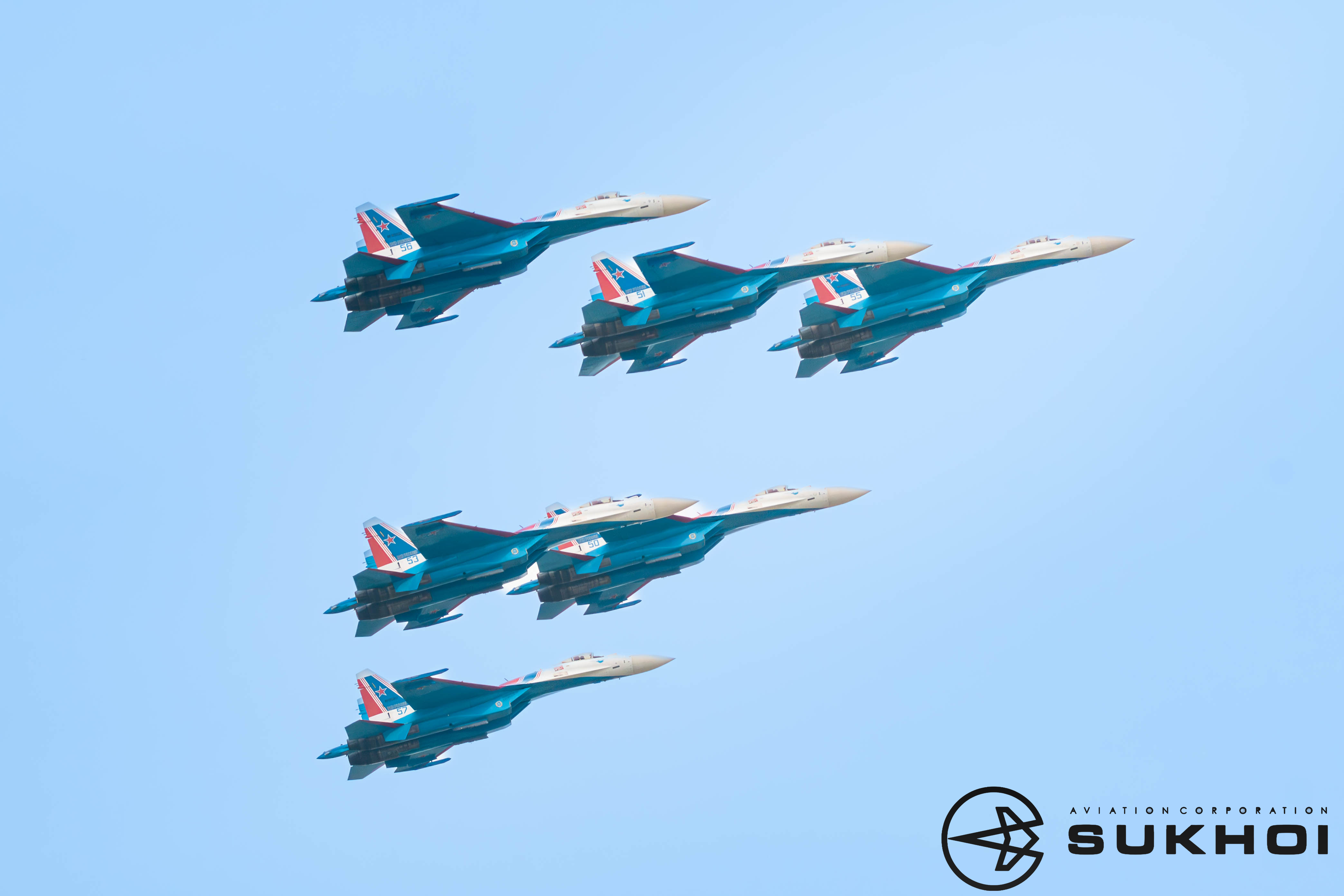 苏35 双机编队低空过场